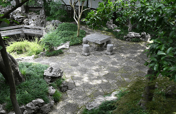 池泉南の舗地